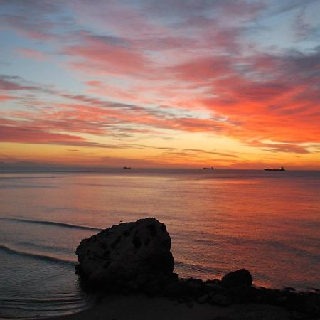 Spectacular Beachfront Duplex On The Mediterranean - Caleta, Catalan Bay Leilighet Gibraltar Eksteriør bilde