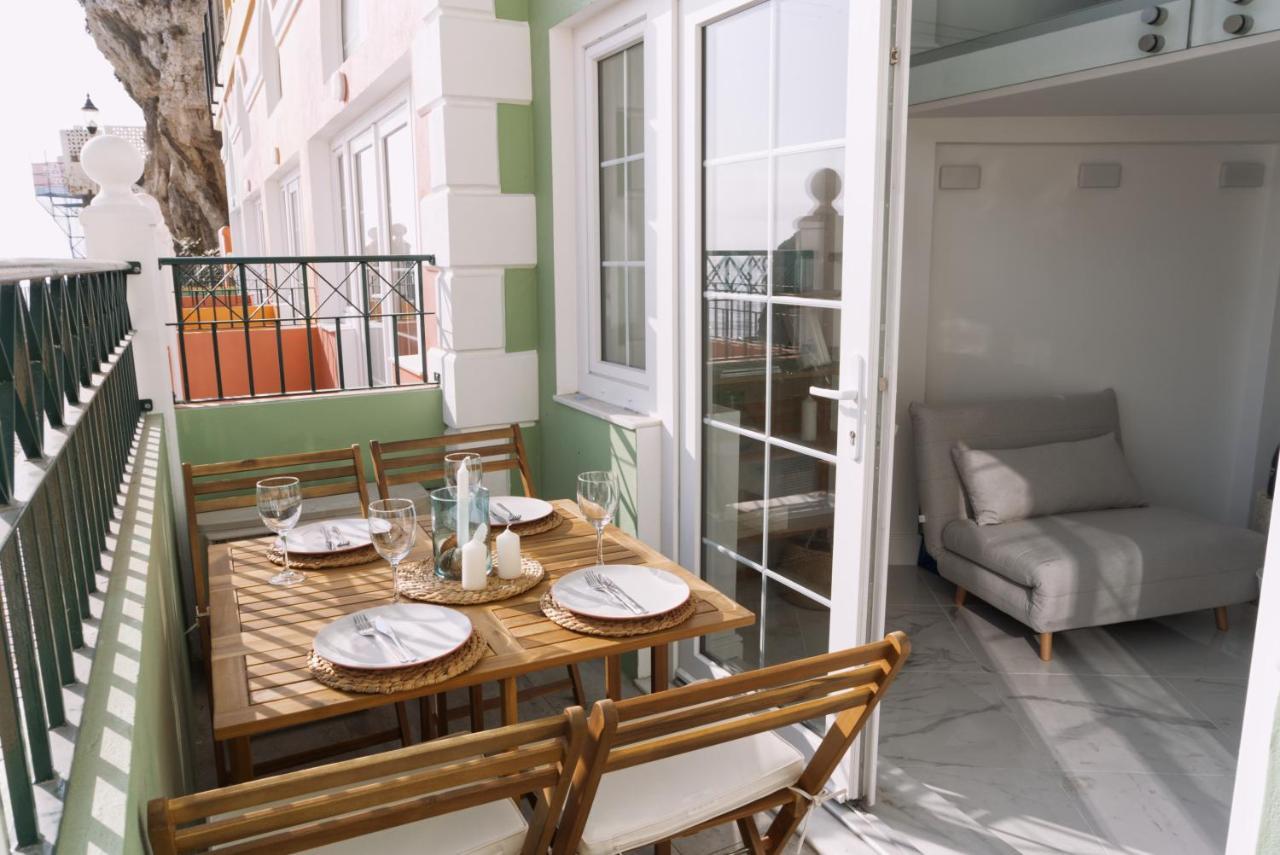 Spectacular Beachfront Duplex On The Mediterranean - Caleta, Catalan Bay Gibraltar Eksteriør bilde